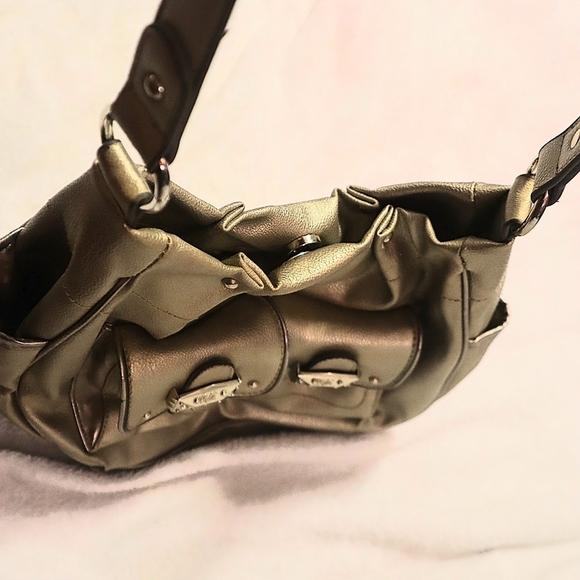 Y2K SATCHEL BAG Kathy New Zealand Light Gold Metallic Handbag 90s Pockets Winter - Picture 8 of 13